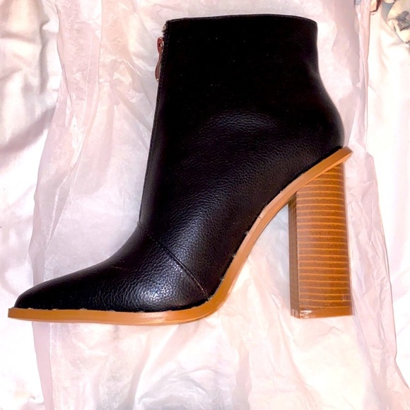 New High Block Heeled Ankle Boots Sz. 6 - Picture 7 of 9